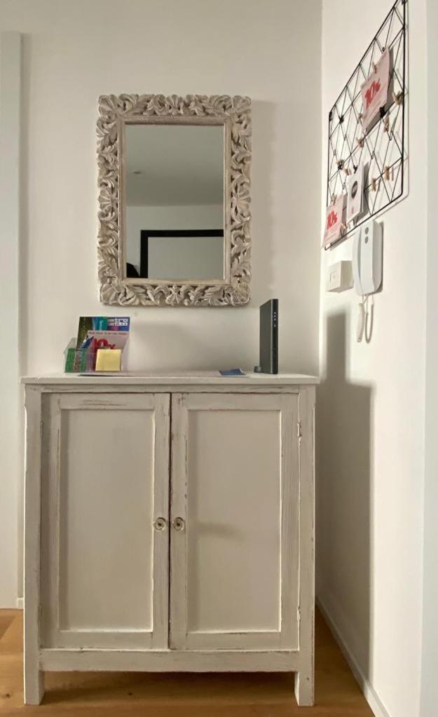 Conte Cavour Appartement Udine Buitenkant foto