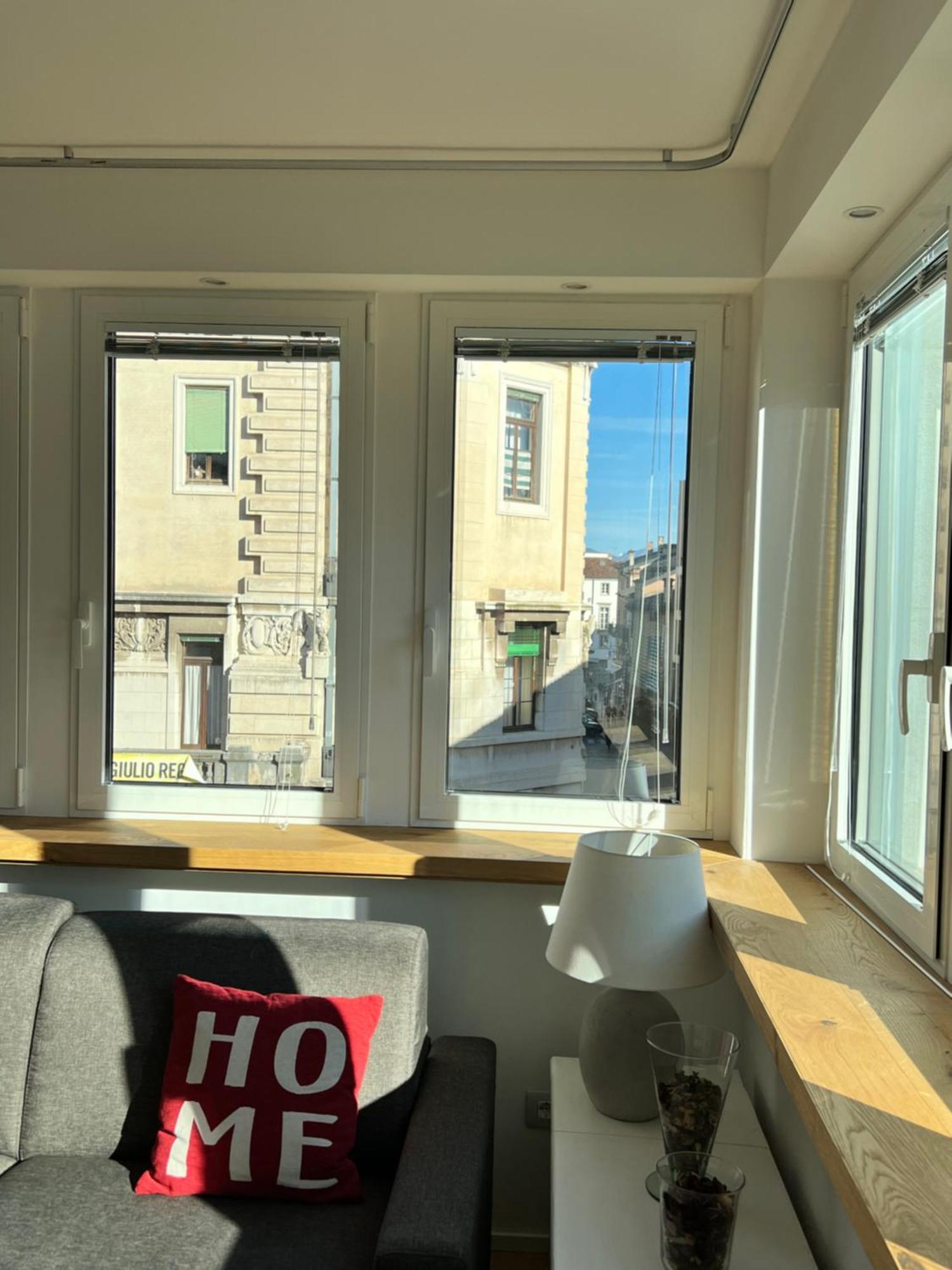 Conte Cavour Appartement Udine Buitenkant foto