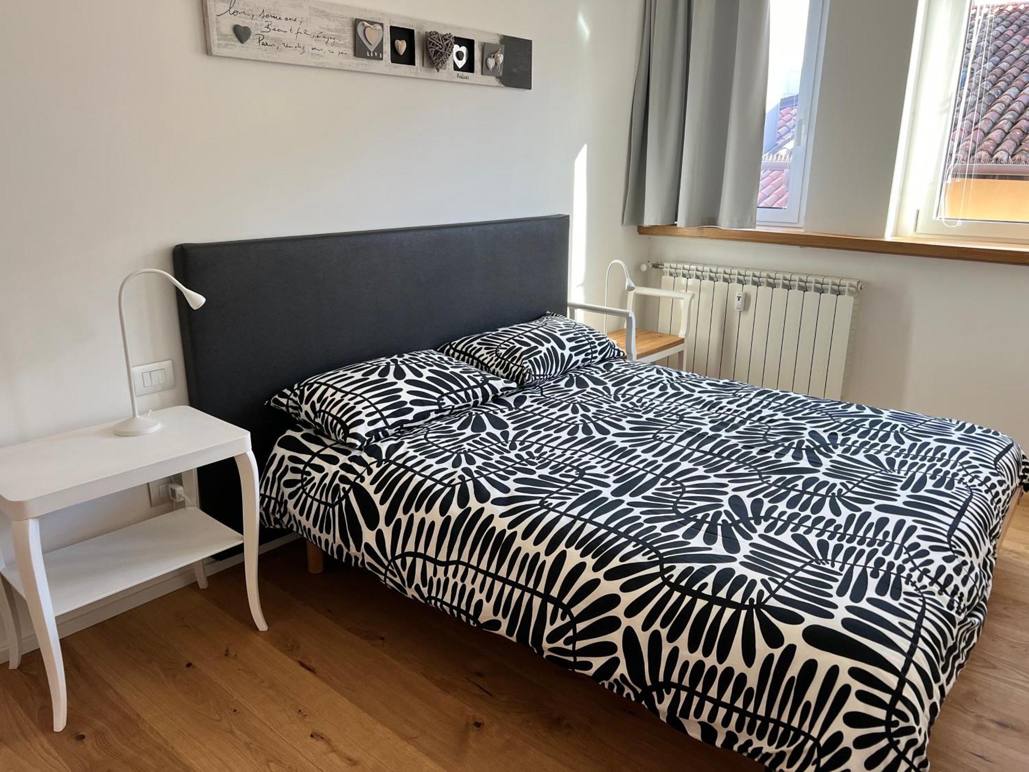 Conte Cavour Appartement Udine Buitenkant foto