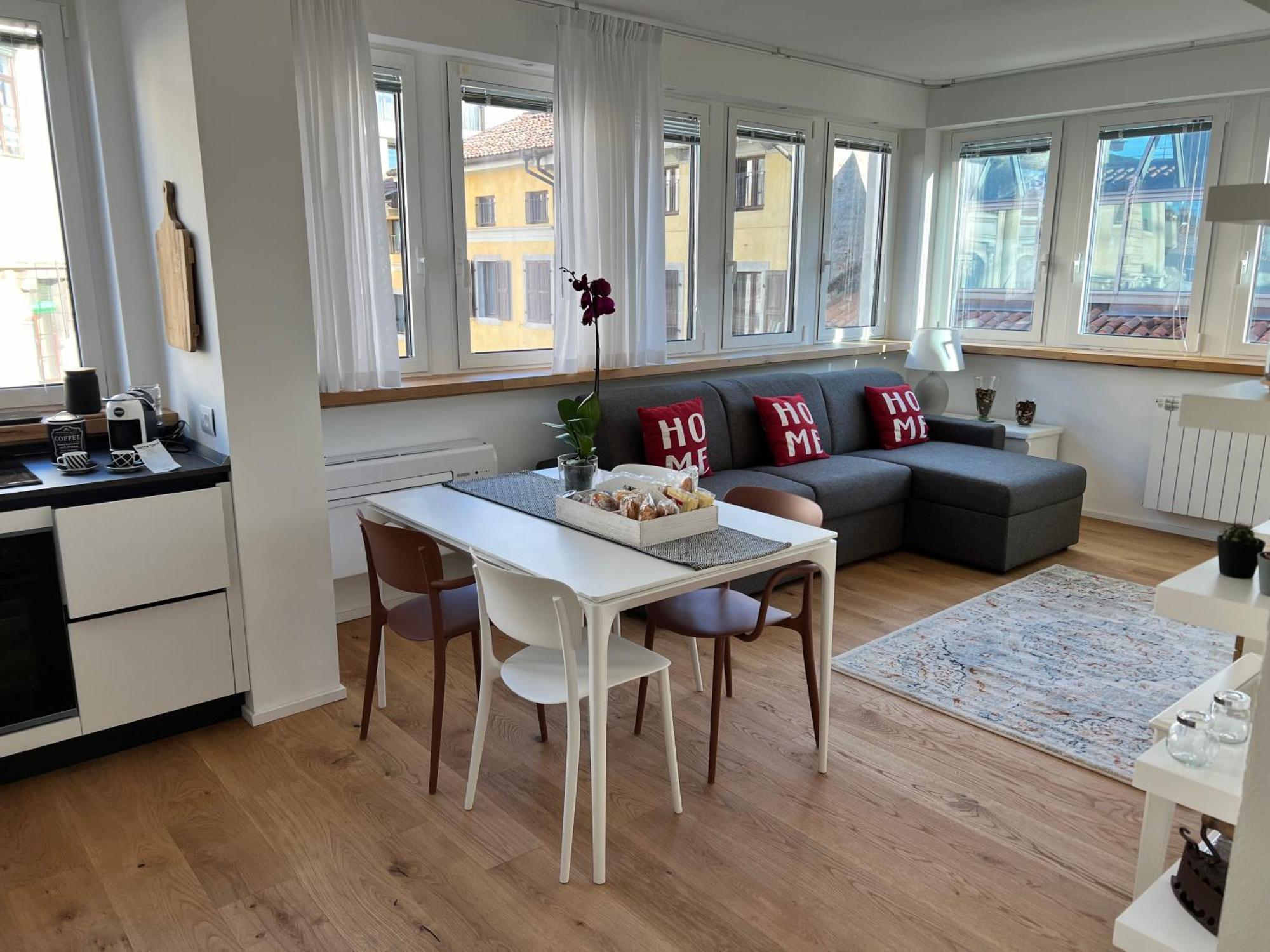Conte Cavour Appartement Udine Buitenkant foto